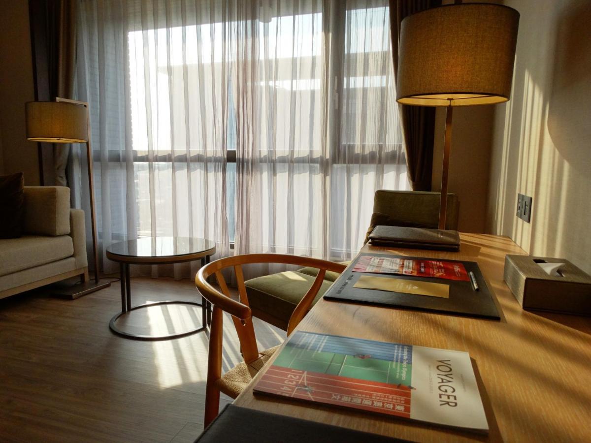 Golden Lake Hotel Цзіньху Екстер'єр фото