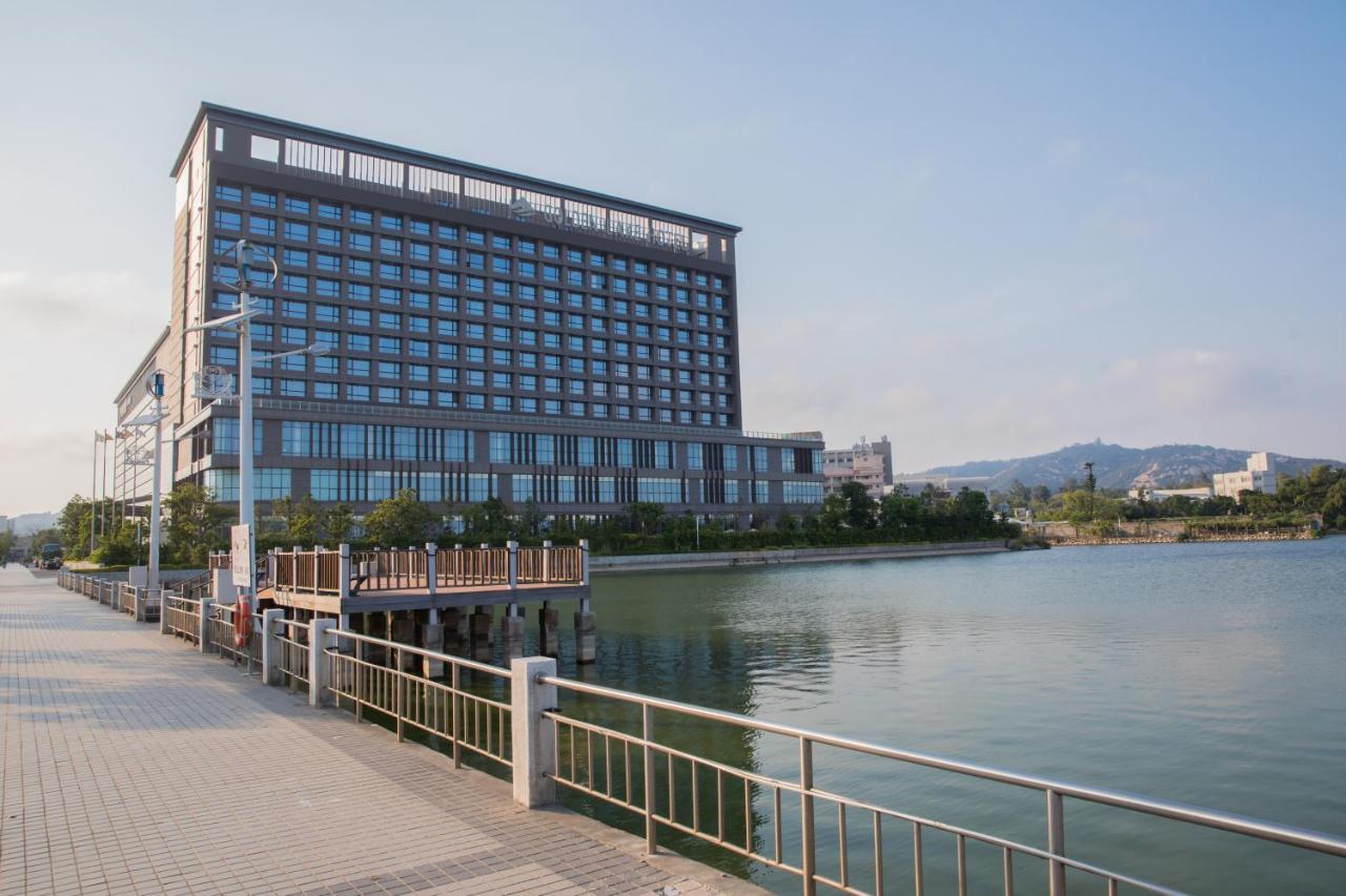Golden Lake Hotel Цзіньху Екстер'єр фото